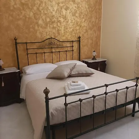 Casa Nino Holiday home *